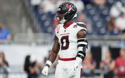 Le linebacker des Houston Texans, Azeez al-Shaair, s’échauffant avant un match de football américain de la NFL contre les Buffalo Bill, à Houstons, le 13 septembre 2026. (Crédit : Ashley Landis/AP)