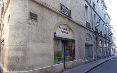 L’entrée du mikvé médiéval de Montpellier, en 2012. (Crédit : Albertvillanovadelmoral / CC-BY-SA-3.0)