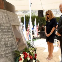 David Friedman, alors ambassadeur des États-Unis en Israël, lors de la cérémonie commémorative du 11-Septembre, en Israël, le 11 septembre 2017. (Crédit : Matty Stern/Ambassade des États-Unis à Tel Aviv)