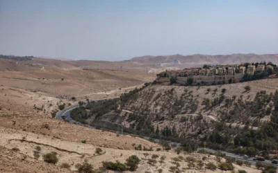 Vue de la zone du projet d'implantation E1 entre Jérusalem et la ville de Cisjordanie de Maale Adumim, le 21 août 2025. (Jamal Awad/Flash90)