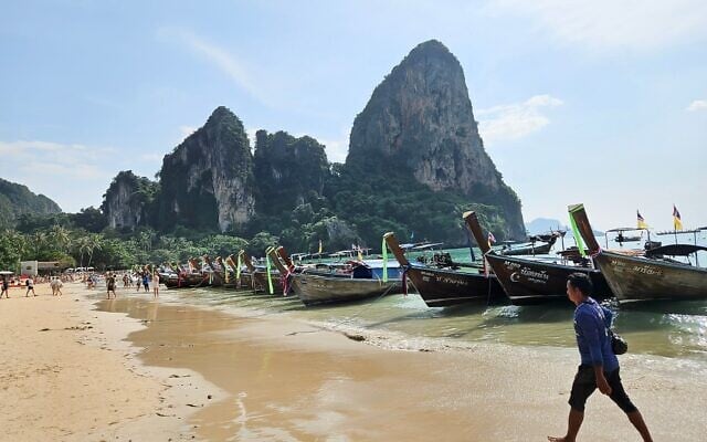 L'île de Krabi, en Thaïlande, le 27 novembre 2025. (Crédit : Moshe Shaï/Flash90)