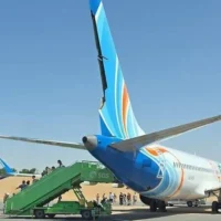 Un Boeing 737 MAX de Flydubai reliant Dubaï à Tel Aviv, qui a atterri à l'aéroport de Tabuk en Arabie saoudite, le 30 septembre 2026. (Crédit : Réseaux sociaux ; utilisée conformément à l'article 27a de la loi sur le droit d'auteur)