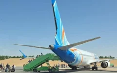 Un Boeing 737 MAX de Flydubai reliant Dubaï à Tel Aviv, qui a atterri à l'aéroport de Tabuk en Arabie saoudite, le 30 septembre 2026. (Crédit : Réseaux sociaux ; utilisée conformément à l'article 27a de la loi sur le droit d'auteur)