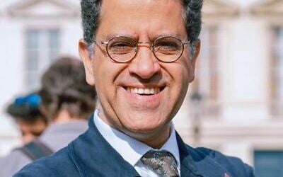 Le député du Rhône Gabriel Amard (LFI), sur une photo non datée. (Crédit : Capture d'écran/X ; utilisée conformément à l'article 27a de la loi sur le droit d'auteur)