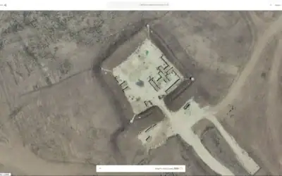 Des images aériennes de 2025 publiées par govmap.gov.il montrant une base militaire israélienne dans les zones non floutées du nord de la bande de Gaza. (Crédit : govmap.gov.il)