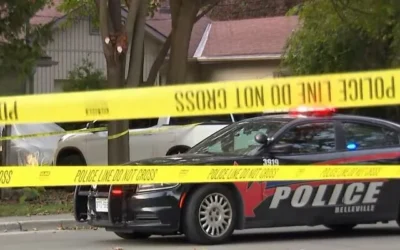 Des policiers canadiens sur les lieux d’une fusillade près de la synagogue Sons of Jacob à Belleville, en Ontario, le 21 septembre 2026. (Crédit : Capture d'écran/CBC)