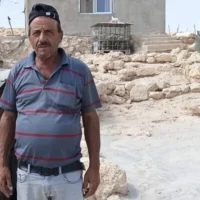 Nabil Jabarin dans le hameau palestinien de Jinba, en Cisjordanie, dans la région de Masafer Yatta où il vit, le 24 septembre 2026. (Autorisation)