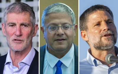 Montage photo (de gauche à droite) : Le chef du parti HaDemocratim, Yaïr Golan, à Tel Aviv, le 28 juillet 2026 ; le ministre de la Sécurité nationale et chef d’Otzma Yehudit, Itamar Ben Gvir, à Jérusalem, le 7 septembre 2026 ; le ministre des Finances et chef de HaTzionout HaDatit, Bezalel Smotrich, en Cisjordanie, le 2 septembre 2026. (Crédits : Avshalom Sassoni/Flash90 ; Yonatan Sindel/Flash90 ; Chaïm Goldberg/Flash90)