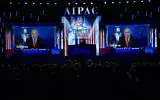Le Premier ministre Benjamin Netanyahu s’adresse par visioconférence, depuis Israël, aux participants à la conférence annuelle de l’AIPAC, à Washington, le 26 mars 2019. (Crédit : Jim Watson/AFP)