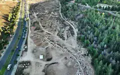 Vue aérienne du bas aqueduc de Jérusalem découvert non loin de Ramat Rachel. (Emil Aladjem/Autorité israélienne des antiquités)