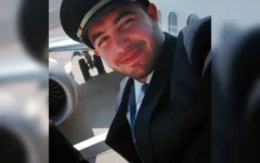 Hamam al-Hammami, l’homme identifié comme le copilote qui a tenté de faire s’écraser un vol flydubai à destination d’Israël, sur une photo non datée tirée de son profil LinkedIn récemment supprimé.