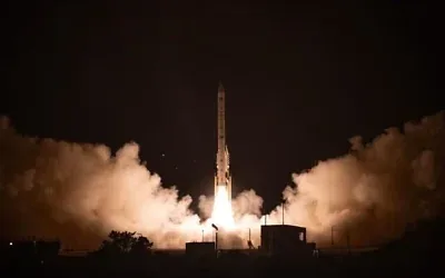 Le lancement du satellite espion Ofek 19 depuis la base aérienne de Palmachim, le 2 septembre 2025. (Ministère de la Défense)
