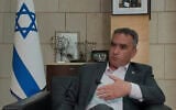 L’ambassadeur d’Israël en France, Joshua Zarka, lors d’un entretien avec l’agence Associated Press, à Paris, le 8 juin 2026. (Crédit : Nicolas Garriga/AP)