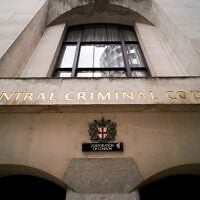 Vue d'ensemble de l'extérieur du Tribunal pénal central, plus connu sous le nom d'Old Bailey, à Londres, le 22 octobre 2021. (Crédit: AP/Alberto Pezzali, archives)