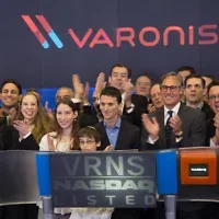 Varonis Systems, Inc., fournisseur de solutions logicielles pour les données d'entreprise non structurées générées par l'homme, fait son entrée au NASDAQ le 28 février 2014. (Crédit: Globe Newswire)