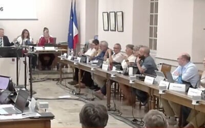 Vote au conseil municipal de Bergerac pour le nom d'une école attribué à une survivante de la rafle du Vel d'Hiv, le 30 septembre 2026 5crédit : capture d'écran X)