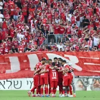 Illustration : Hapoel Beer Sheva lors de son match contre le Maccabi Tel Aviv, au stade Toto Turner, à Beer Sheva, le 16 juillet 2026. (Crédit : Danny Maron/Flash90)