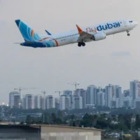 Un avion de la compagnie Flydubai décolle de l'aéroport Ben Gurion le 30 septembre 2026. (Yossi Aloni/FLASH90)
