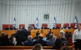 Une audience à la Cour suprême de Jérusalem concernant la décision de la commission centrale électorale d’exclure les partis et candidats arabes des prochaines élections, prévues le 1ᵉʳ octobre 2026. (Crédit : Yonatan Sindel/Flash90)