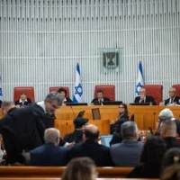 Une audience à la Cour suprême de Jérusalem concernant la décision de la commission centrale électorale d’exclure les partis et candidats arabes des prochaines élections, prévues le 1ᵉʳ octobre 2026. (Crédit : Yonatan Sindel/Flash90)