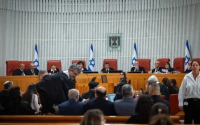 Une audience à la Cour suprême de Jérusalem concernant la décision de la commission centrale électorale d’exclure les partis et candidats arabes des prochaines élections, prévues le 1ᵉʳ octobre 2026. (Crédit : Yonatan Sindel/Flash90)