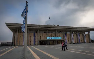 La Knesset à Jérusalem au jour des élections israéliennes, le 27 octobre 2026. (Crédit: Yonatan Sindel/Flash90)