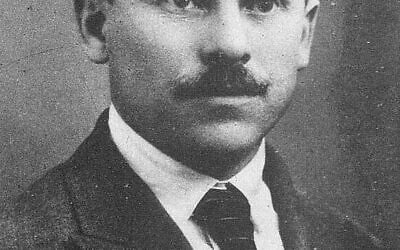 Sholem Schwarzbard, le 6 juin 1926. (Crédit : Jewish Daily Forward/Wikipedia/ Domaine public) Sholem Schwarzbard, le 6 juin 1926. (Crédit : Jewish Daily Forward/Wikipedia/ Domaine public)