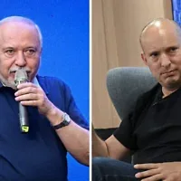 Montage photo (de gauche à droite) : Avigdor Liberman, chef du parti Yisrael Beytenu, s’exprimant à Glilot, dans le centre d’Israël, le 13 octobre 2026 ; Naftali Bennett, chef du parti Beyahad, s’exprimant à Tel Aviv, le 16 octobre 2026. (Crédits : Avshalom Sassoni/Flash90)