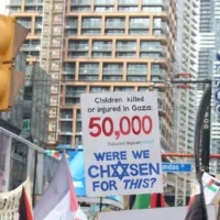 Manifestation anti-Israël, à Toronto, au Canada, le 10 octobre 2026. (Crédit : Emma Paidra/JTA)