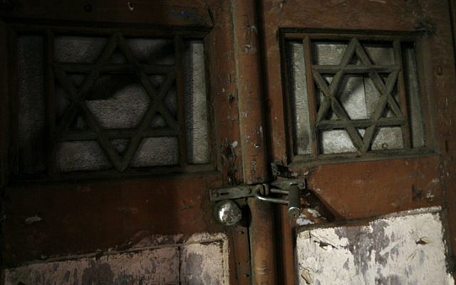 Locked synagogue door (illustration) (phot credit: by Miriam Alster/Flash90) Locked synagogue door (illustration) (phot credit: by Miriam Alster/Flash90)