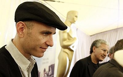 "Footnote" director Joseph Cedar stands in front of a giant Oscar (photo credit: AP Photo/Matt Sayles)