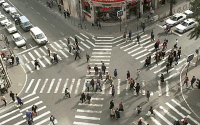 View of the intersection of King George Street and Jaffa Street in central Jerusalem. Figures show the capital's population could top one million by the end of 2012. (photo credit: Flash90)