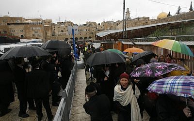 Conflict made visible: Orthodox men shouting at Conservative women who came to pray at the Western Wall (photo credit: Miriam Alster/Flash90)