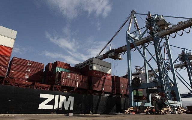 Shipping containers at Haifa Port (photo credit: Yaakov Nahumi/Flash90)