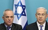 Finance Minister Yuval Steinitz (left) with Prime Minister Benjamin Netanyahu (photo credit: Miriam Alster/Flash90)