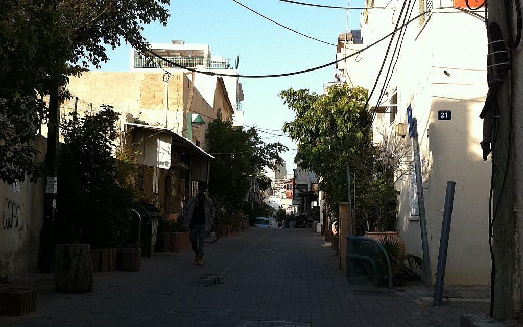 A quiet street in Kerem Hateimanim (photo credit: Michal Shmulovich/Times of Israel)
