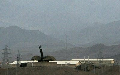 Illustrative photo of an Iranian air defense system at Natanz in 2007 (AP/Hasan Sarbakhshian, File)