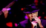 File: Singer Leonard Cohen during a concert in Ramat Gan on September 24, 2009 (Marko/Flash90)