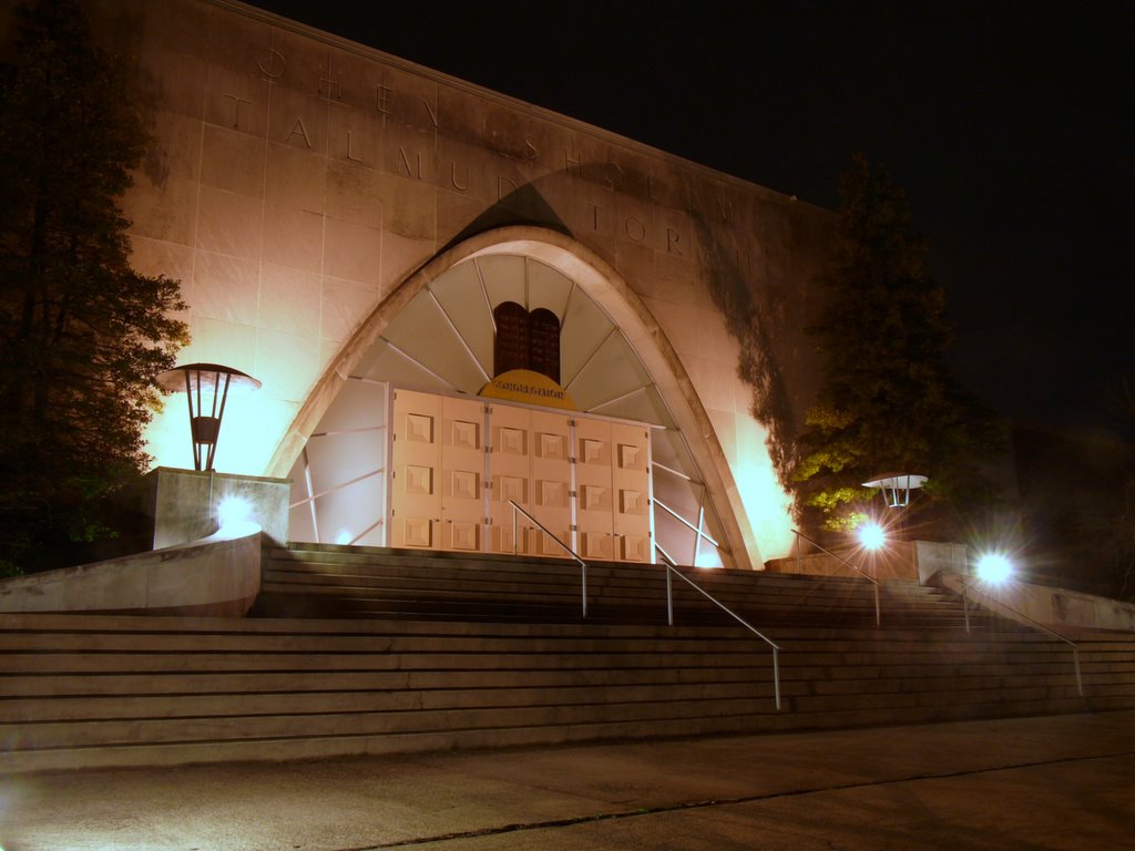 Ohev Shalom Synagogue, Washington DC (Photo credit: mindgutter via Flickr CC BY-NC-ND) Ohev Shalom Synagogue, Washington DC (Photo credit: mindgutter via Flickr CC BY-NC-ND)