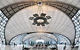 Suvarnabhumi International Airport, Bangkok (photo credit: CC-BY Roger Price, Wikipedia)