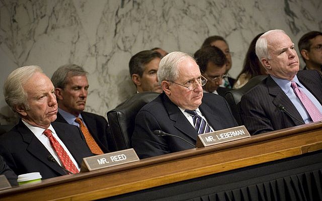 US Senator Carl Levin (center) during a Senate Armed Services Committee (photo credit: US Navy photo/Mass Communication Specialist 2nd Class Kevin S. O'Brien/Released)
