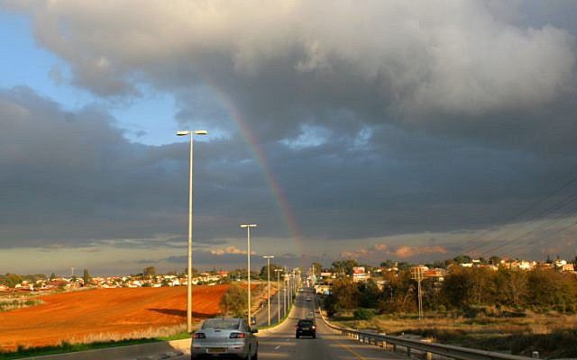 Israel emerges from a weekend of foul weather (photo credit: Chen Leopold/Flash90)