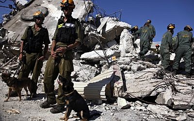 A Home Front Command drill in 2009 (photo credit: Doron Horowitz/Flash90)