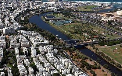Aerial view of the Yarkon River in Tel Aviv (photo credit: Roni Schutzer/Flash90)