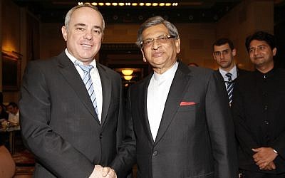 Finance Minister Yuval Steinitz (left) with Indian Foreign Minister Shri S. M. Krishna at the King David Hotel in Jerusalem in January (photo credit: Miriam Alster/Flash90)