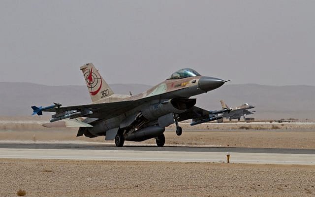 File: Fighter jet at the Uvda Air Force Base near Eilat. (photo credit: Ofer Zidon/Flash90) File: Fighter jet at the Uvda Air Force Base near Eilat. (photo credit: Ofer Zidon/Flash90)
