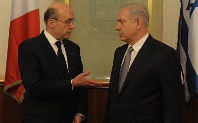 Prime Minister Benjamin Netanyahu meets with French Foreign Minister Alain Juppe in Jerusalem (photo credit: Amos Ben Gershom/GPO/Flash90)