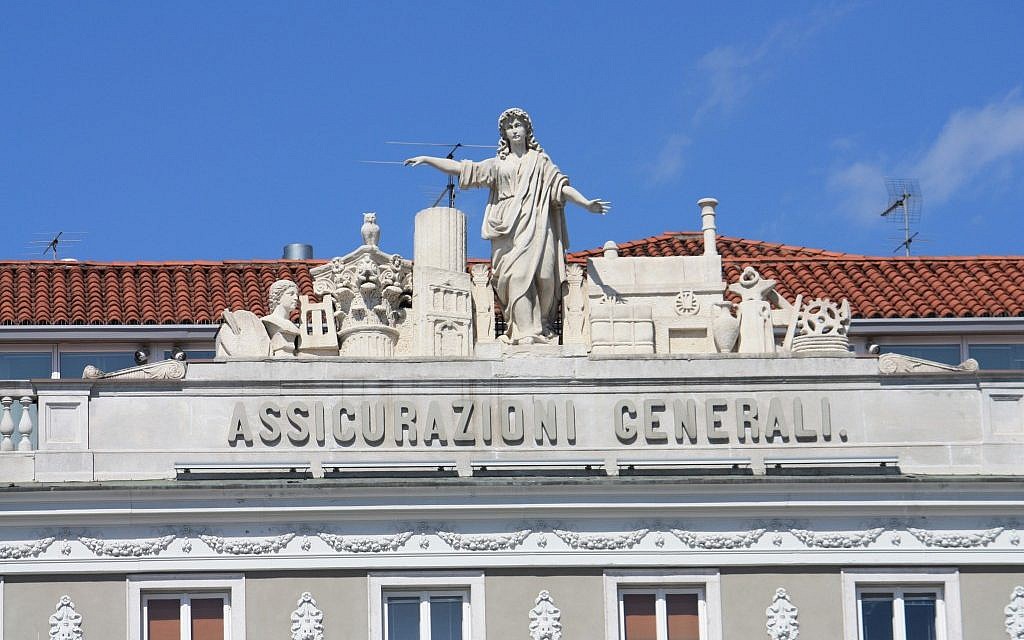 Front detail of Assicurazioni Generali, Piazza dell`Unitá, Trieste, Italy. (Photo credit: Johann Jaritz) Front detail of Assicurazioni Generali, Piazza dell`Unitá, Trieste, Italy. (Photo credit: Johann Jaritz)