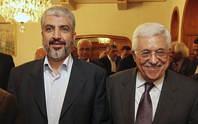 Hamas leader Khaled Mashaal, left, with Palestinian Authority President Mahmoud Abbas. (AP)