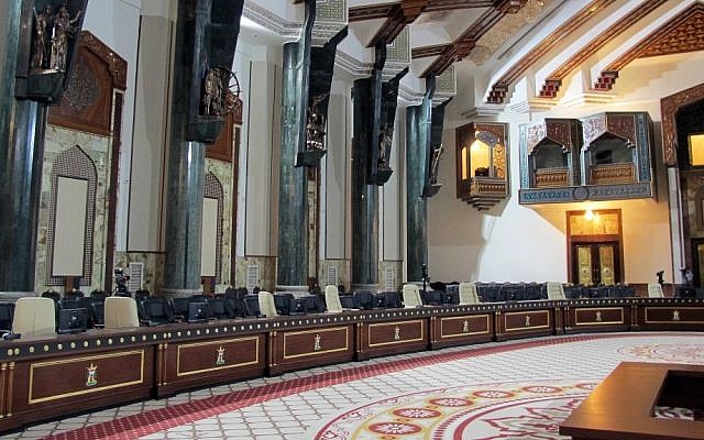 Journalists tour the conference palace dedicated to the coming Arab League summit in Baghdad, Iraq. (photo credit: AP) Journalists tour the conference palace dedicated to the coming Arab League summit in Baghdad, Iraq. (photo credit: AP)